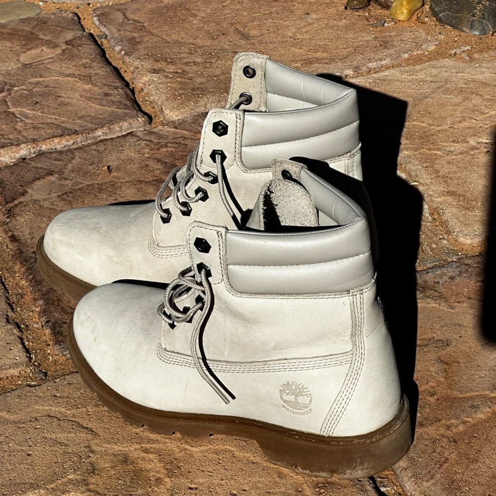 Timberland Light beige suede Boots